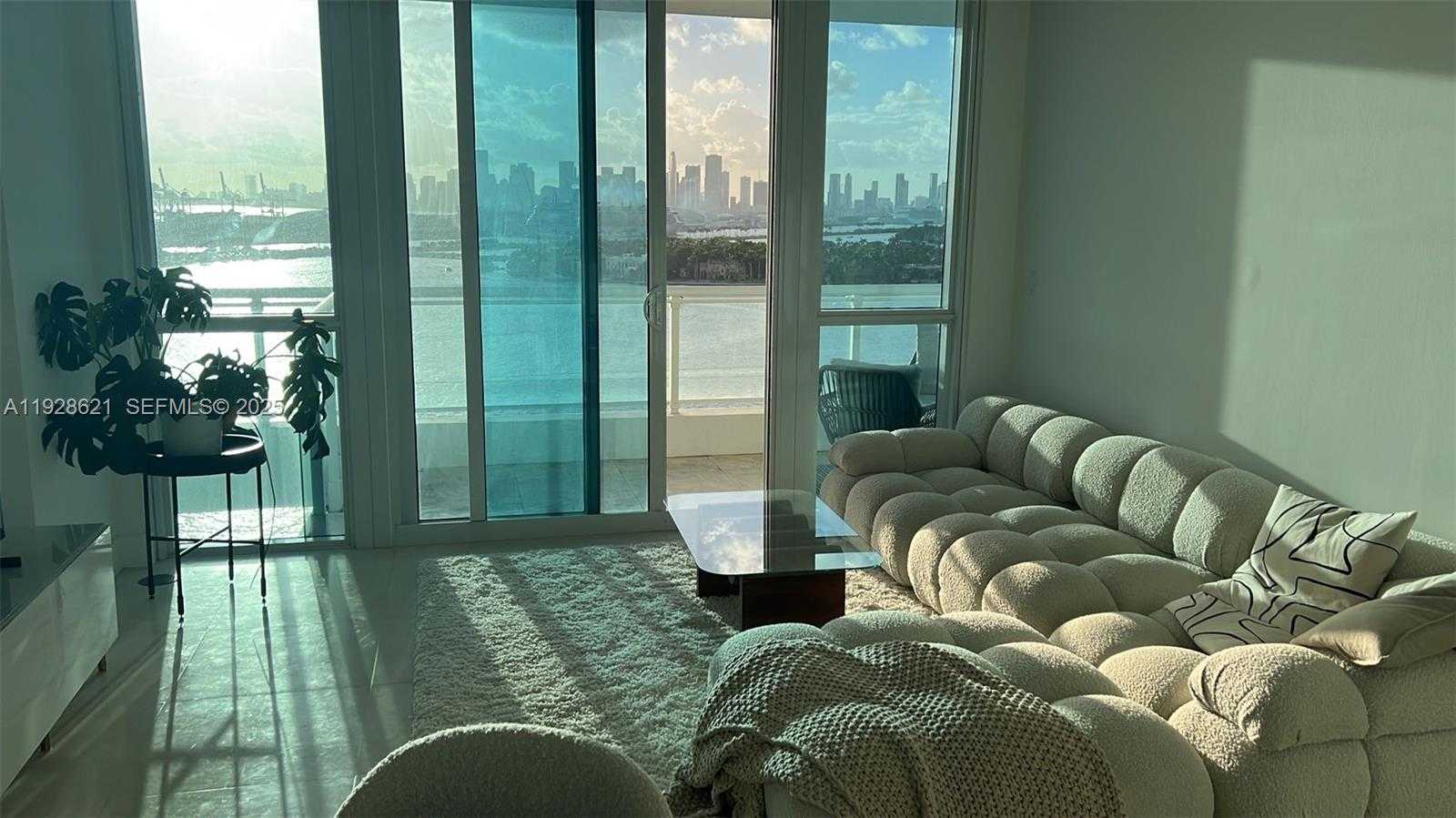 Small Image of 540 WEST AVE #1613, Miami Beach Number 1