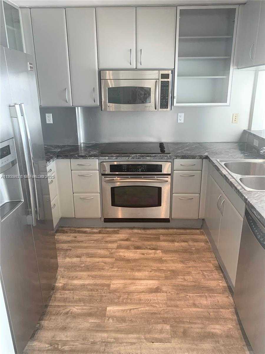 Small Image of 540 WEST AVE #1613, Miami Beach Number 12