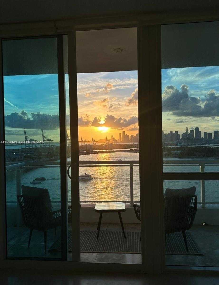 Small Image of 540 WEST AVE #1613, Miami Beach Number 15