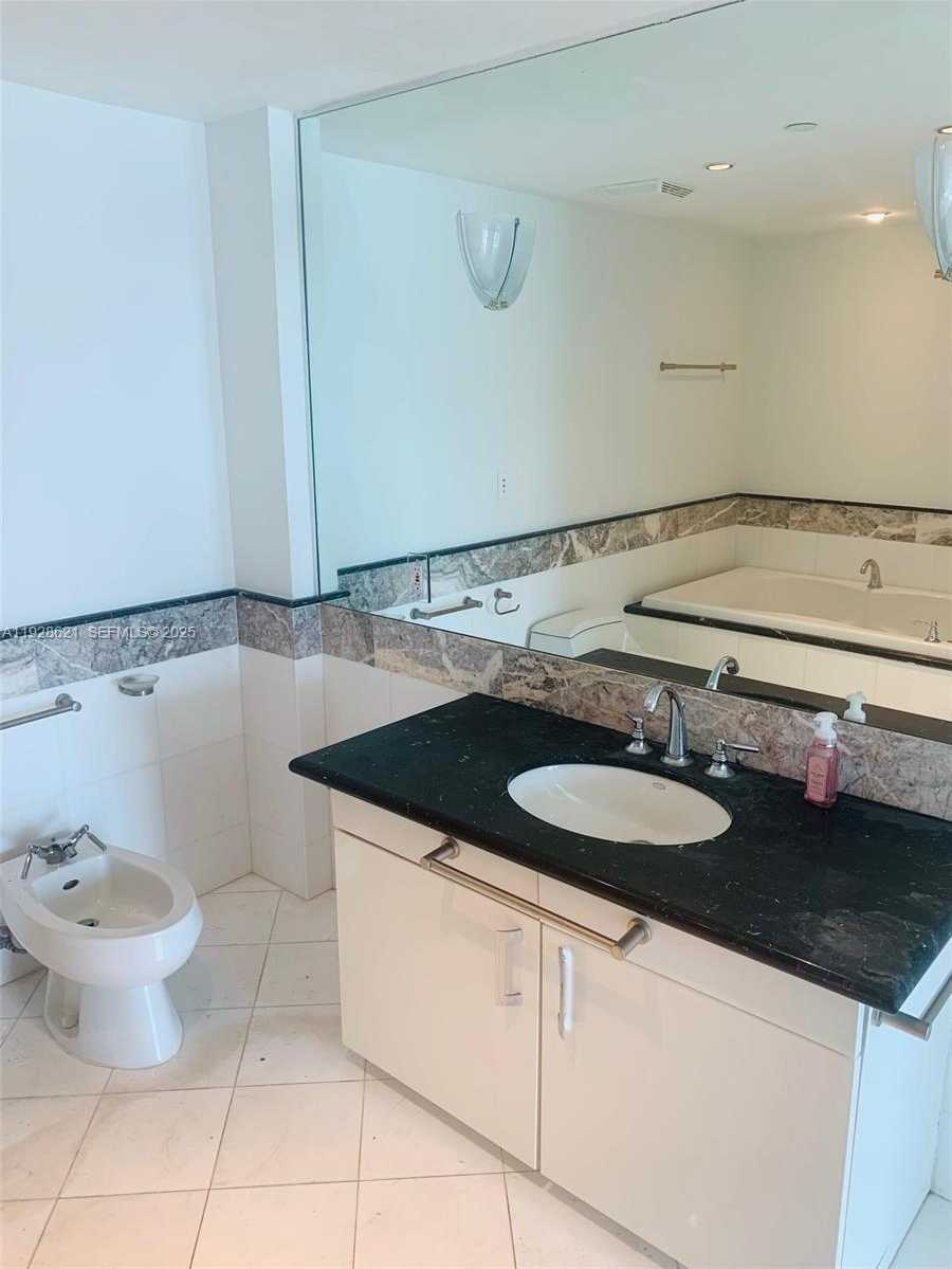 Small Image of 540 WEST AVE #1613, Miami Beach Number 16