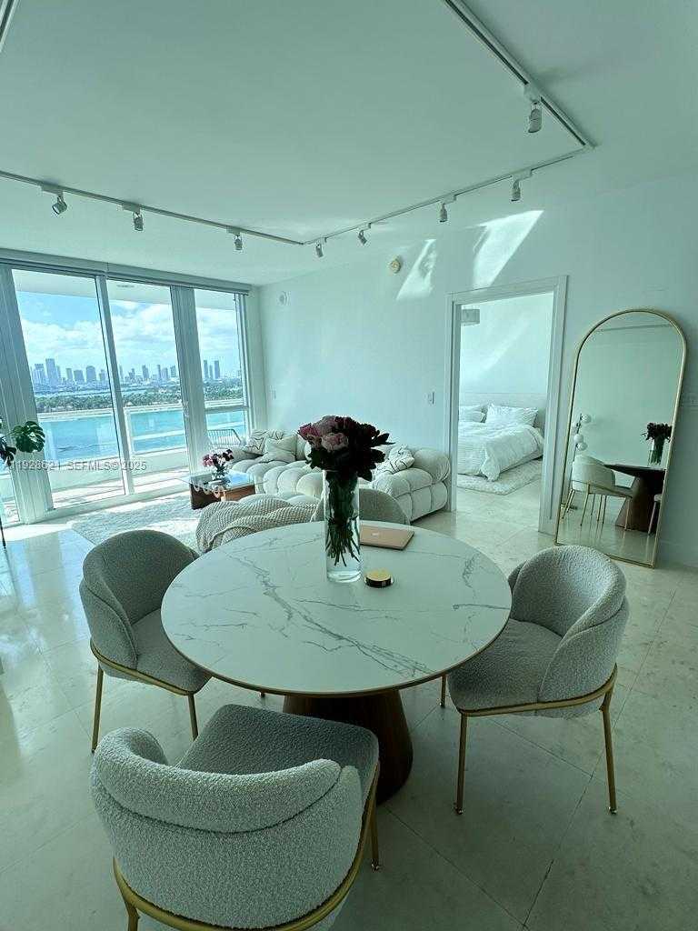 Small Image of 540 WEST AVE #1613, Miami Beach Number 2