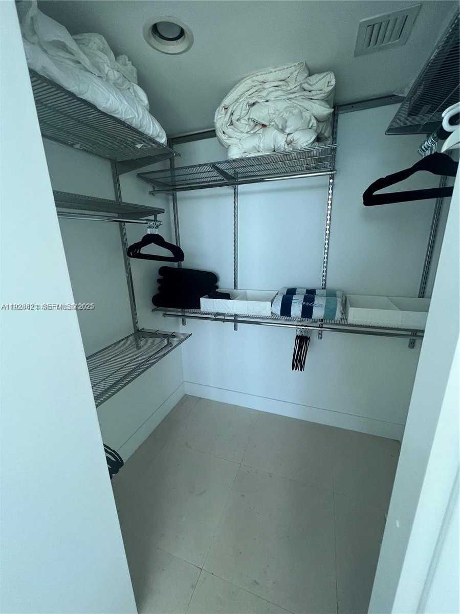 Small Image of 540 WEST AVE #1613, Miami Beach Number 24