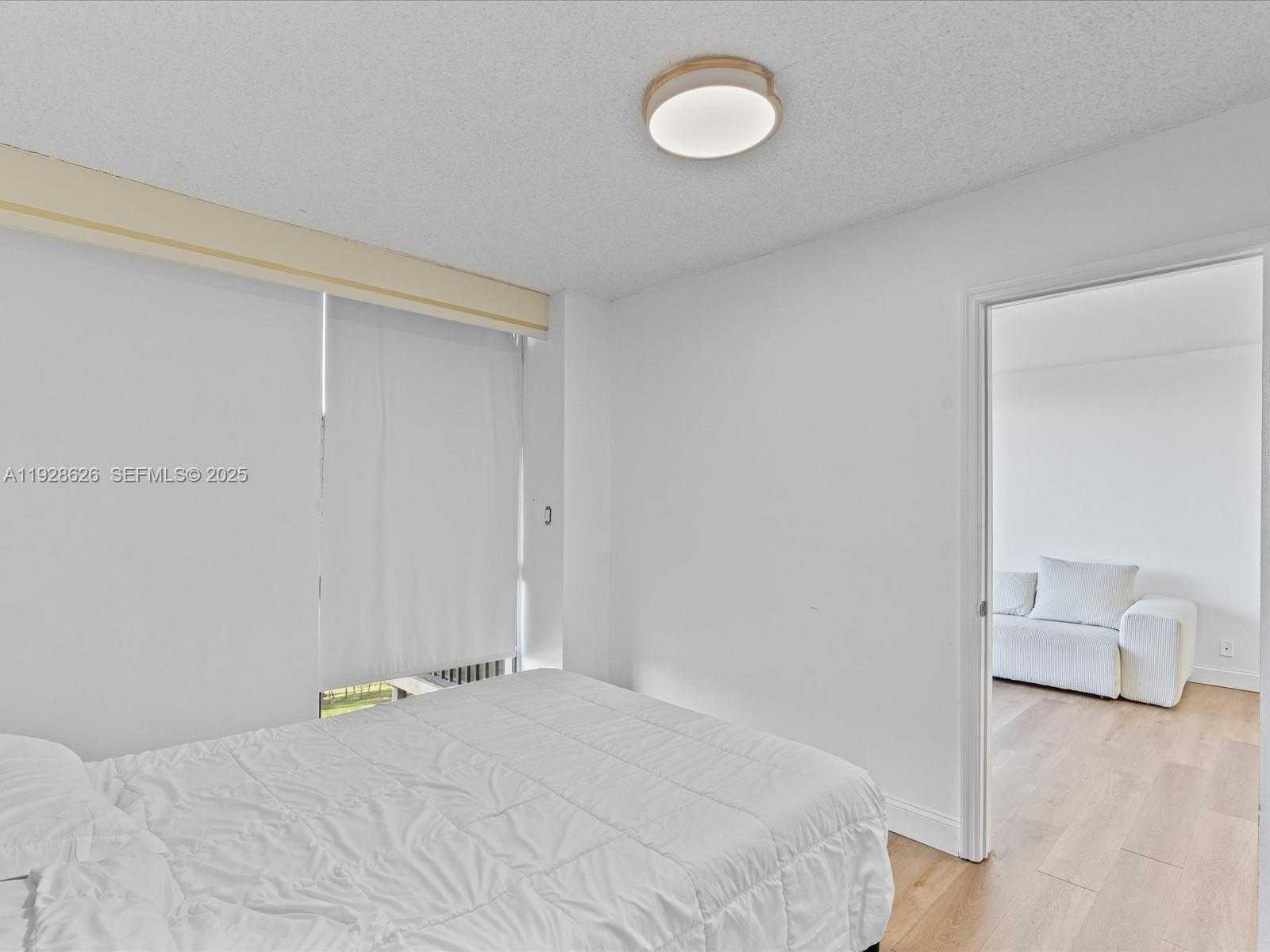 Imagen de Pequeño Objeto