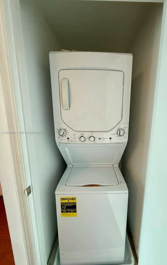 Small Image of 55 SOUTH EAST 6TH ST #2206, Miami Number 12