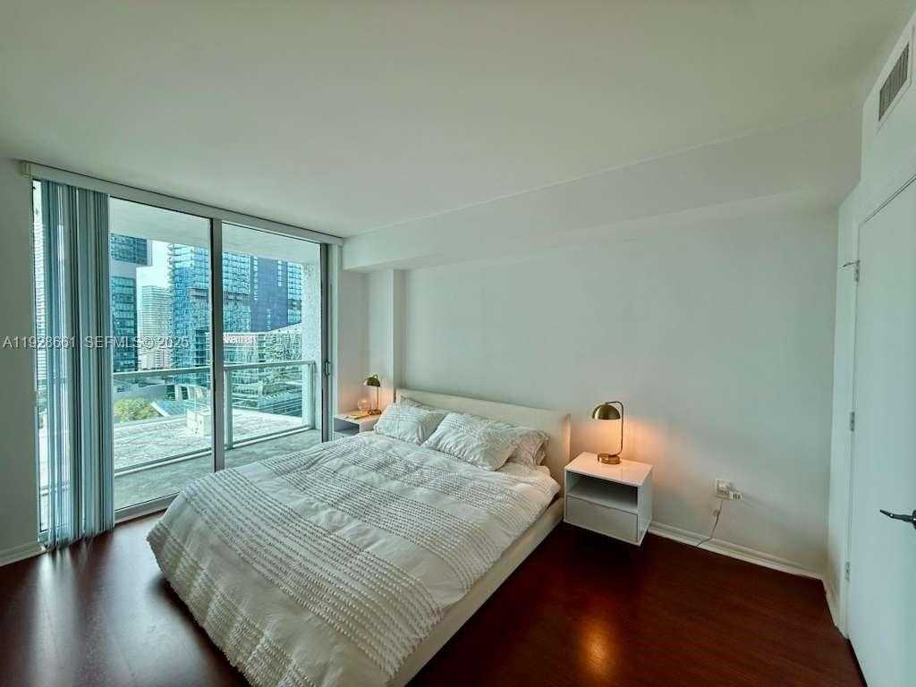 Small Image of 55 SOUTH EAST 6TH ST #2206, Miami Number 9