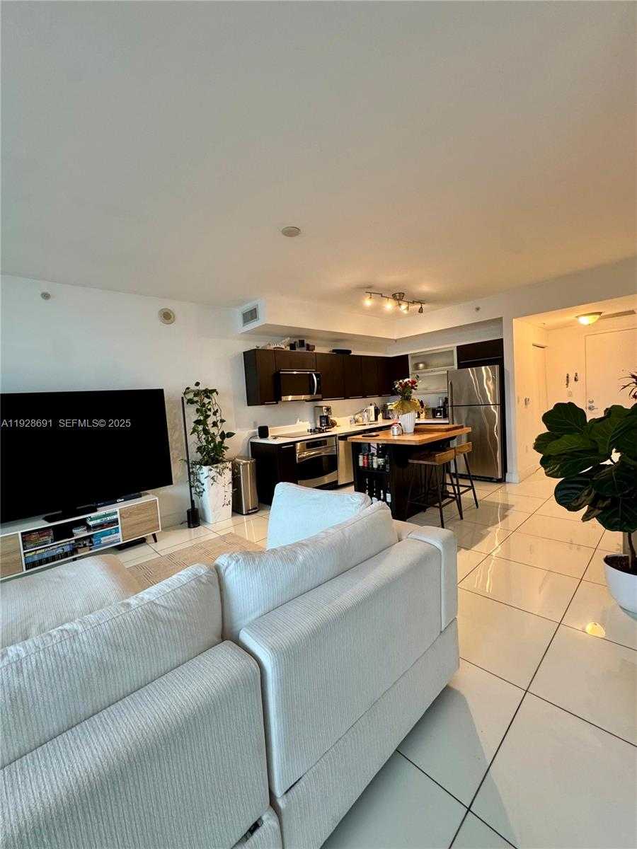 Small Image of 90 SOUTH WEST 3RD ST #3112, Miami Number 16