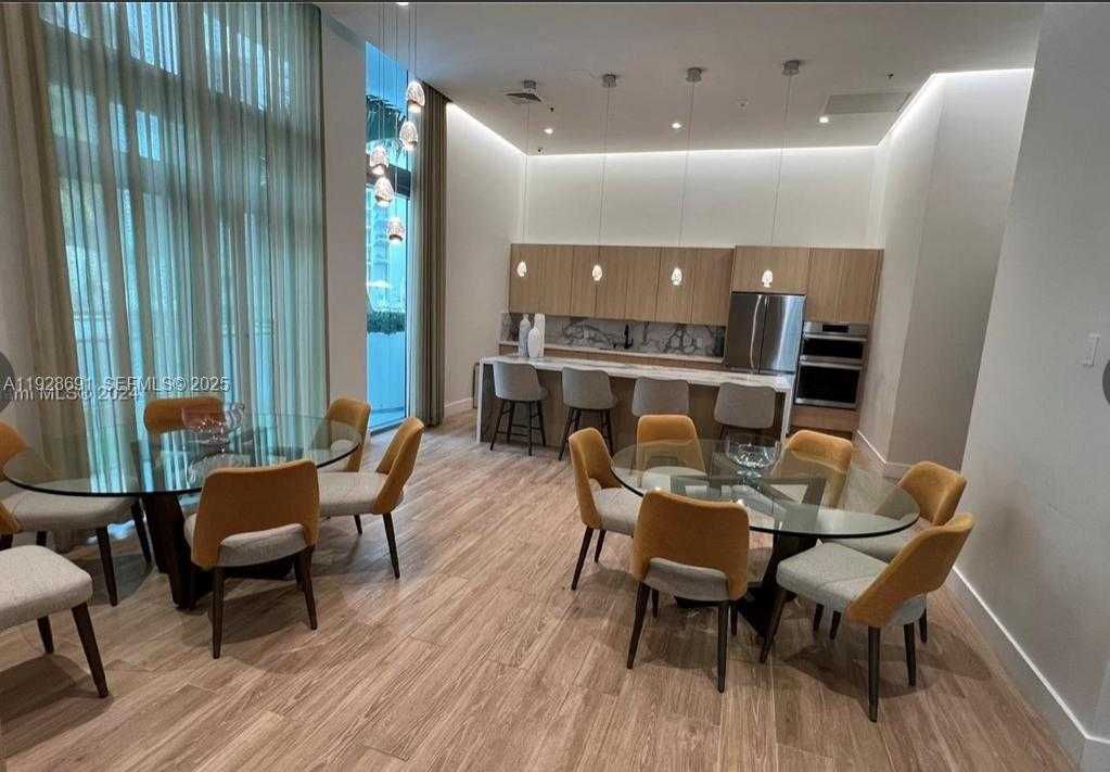 Small Image of 90 SOUTH WEST 3RD ST #3112, Miami Number 21