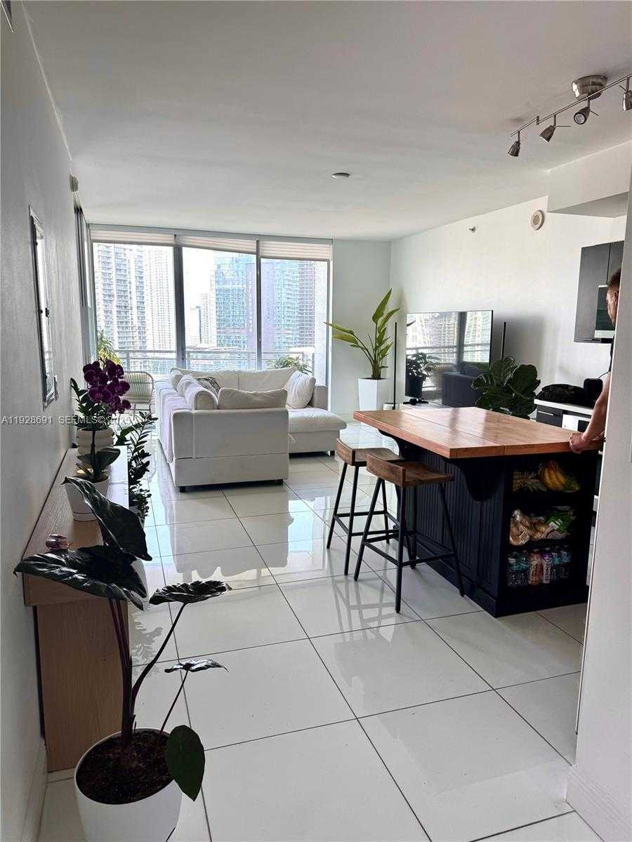 Small Image of 90 SOUTH WEST 3RD ST #3112, Miami Number 4