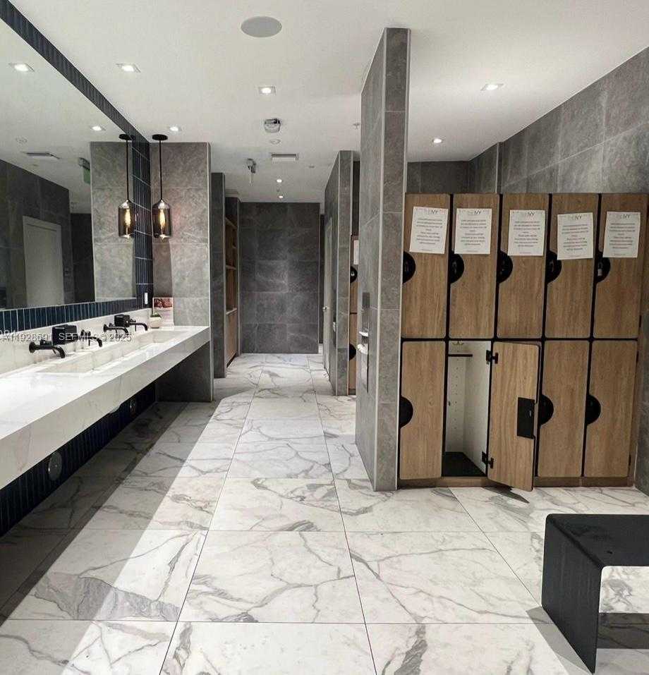 Small Image of 90 SOUTH WEST 3RD ST #3112, Miami Number 41