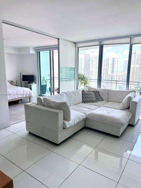 Small Image of 90 SOUTH WEST 3RD ST #3112, Miami Number 5