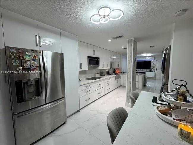 Small Image of 13308 SOUTH WEST 60TH TER, Miami Number 4