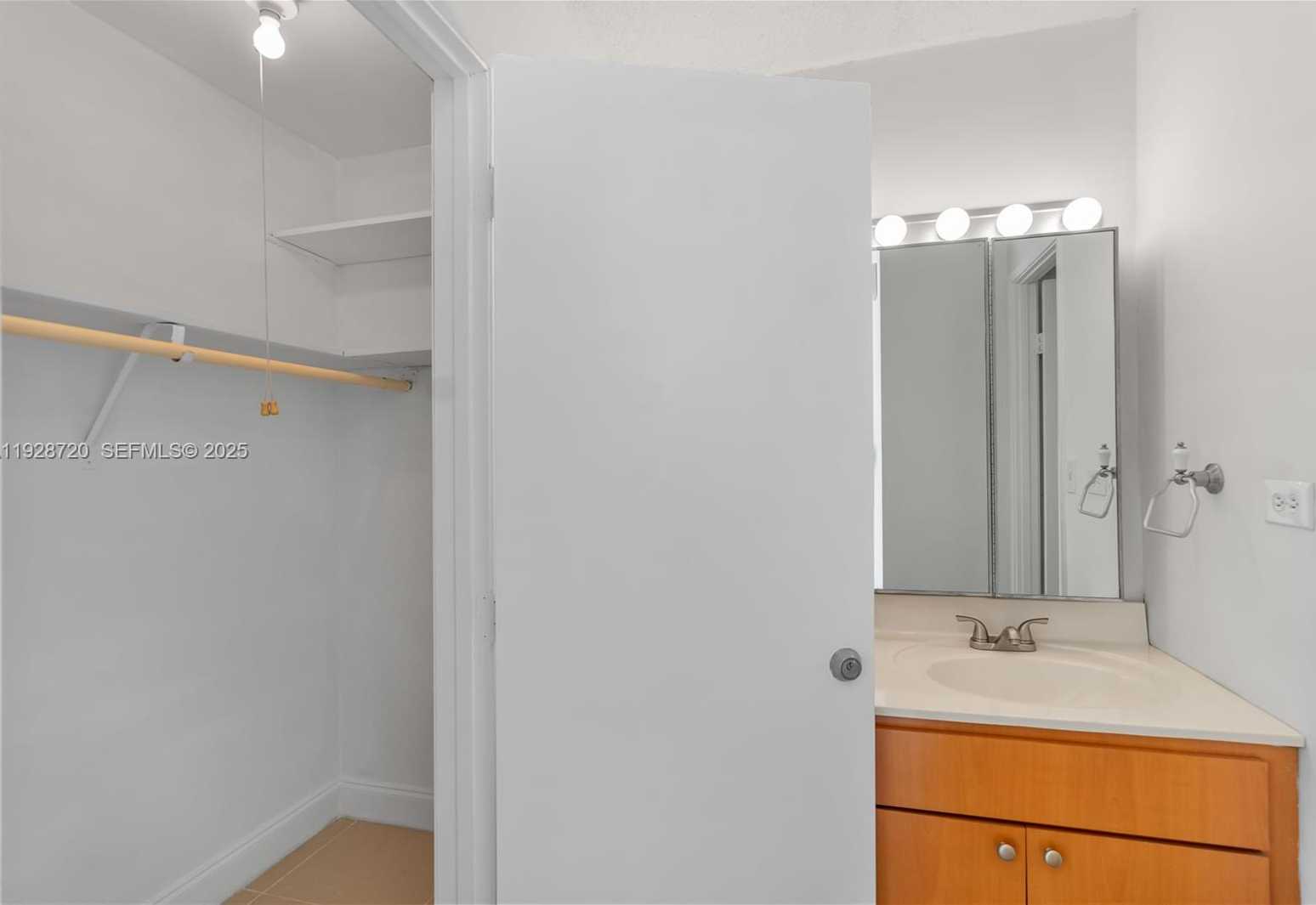 Small Image of 7135 COLLINS AVE #613, Miami Beach Number 12