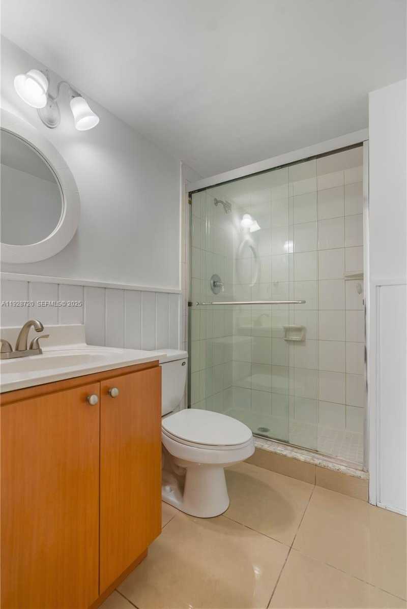 Small Image of 7135 COLLINS AVE #613, Miami Beach Number 16