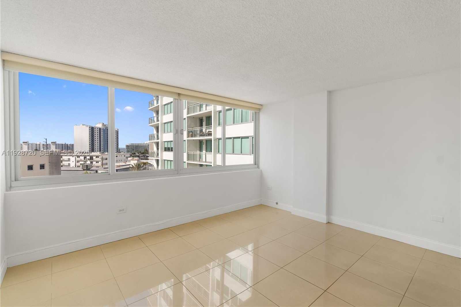 Small Image of 7135 COLLINS AVE #613, Miami Beach Number 19