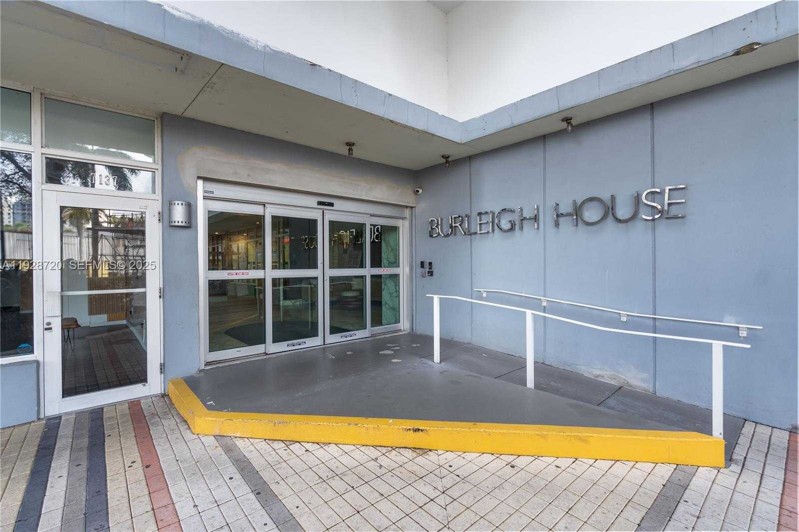 Small Image of 7135 COLLINS AVE #613, Miami Beach Number 30