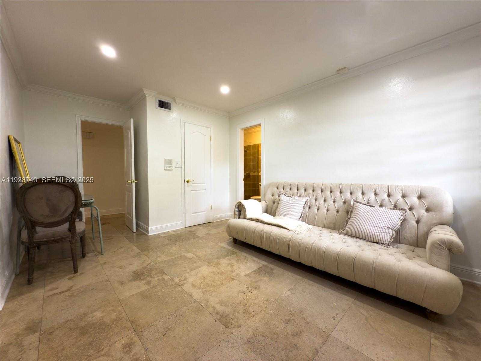 Small Image of 730 SOUTH WEST 80TH ST, Coral Gables Number 11