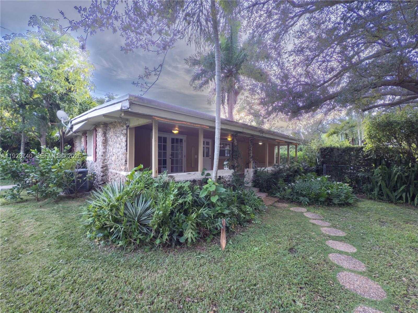 Small Image of 730 SOUTH WEST 80TH ST, Coral Gables Number 30