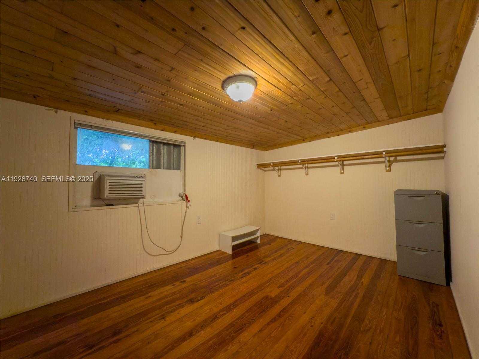 Small Image of 730 SOUTH WEST 80TH ST, Coral Gables Number 34