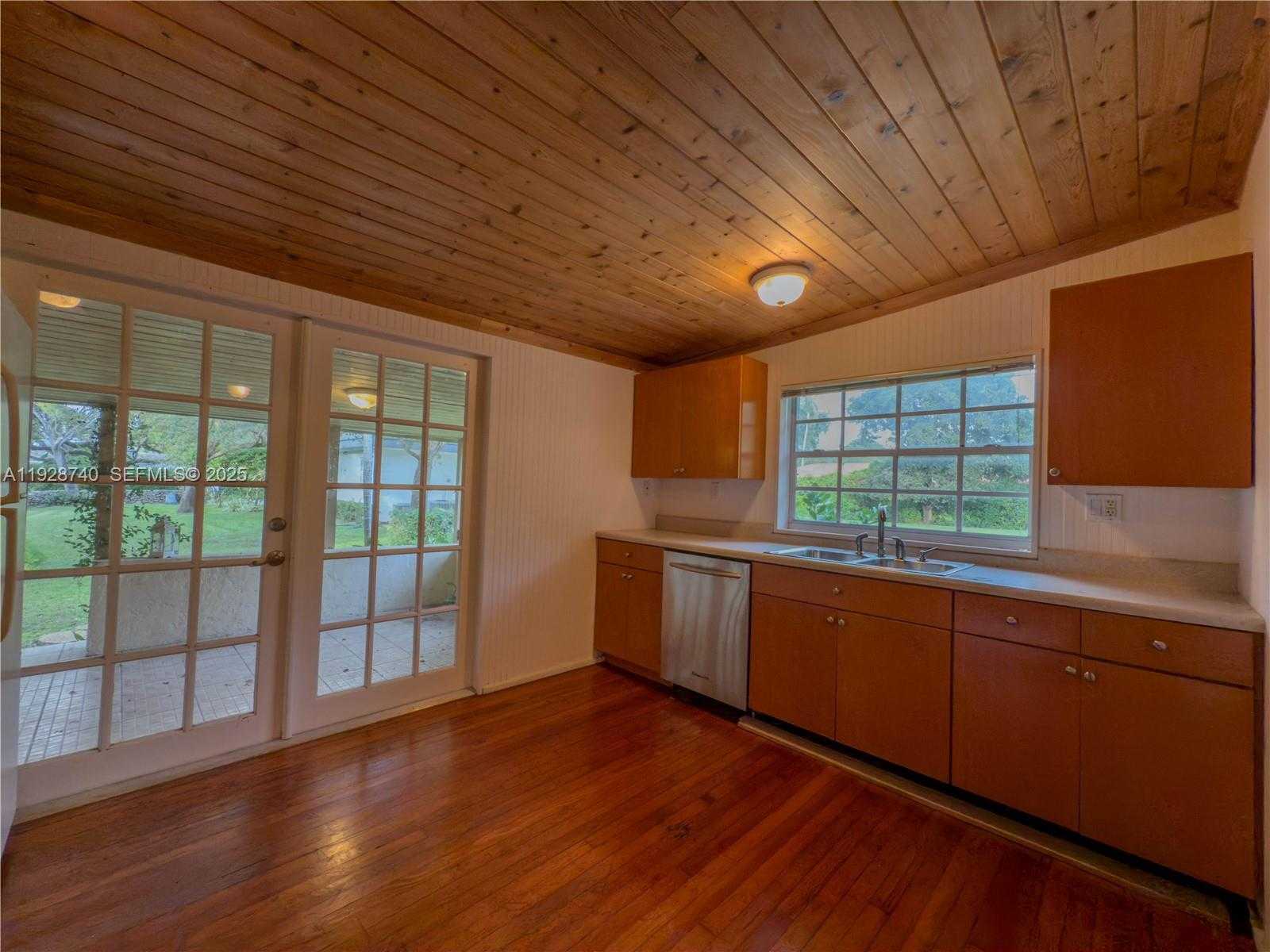 Small Image of 730 SOUTH WEST 80TH ST, Coral Gables Number 39