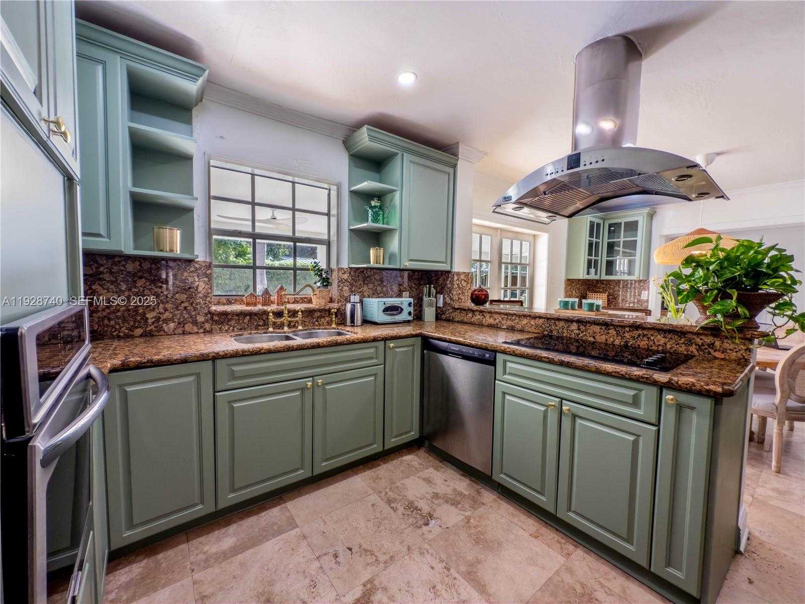 Small Image of 730 SOUTH WEST 80TH ST, Coral Gables Number 6