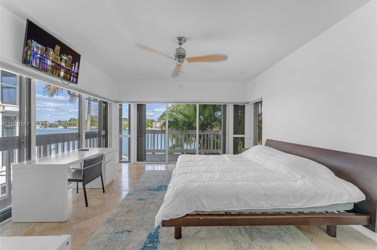 Small Image of 655 NORTH MASHTA DR, Key Biscayne Number 18
