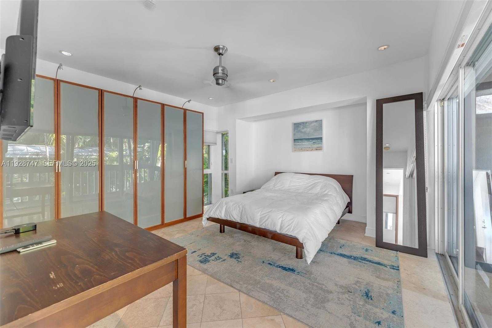 Small Image of 655 NORTH MASHTA DR, Key Biscayne Number 20