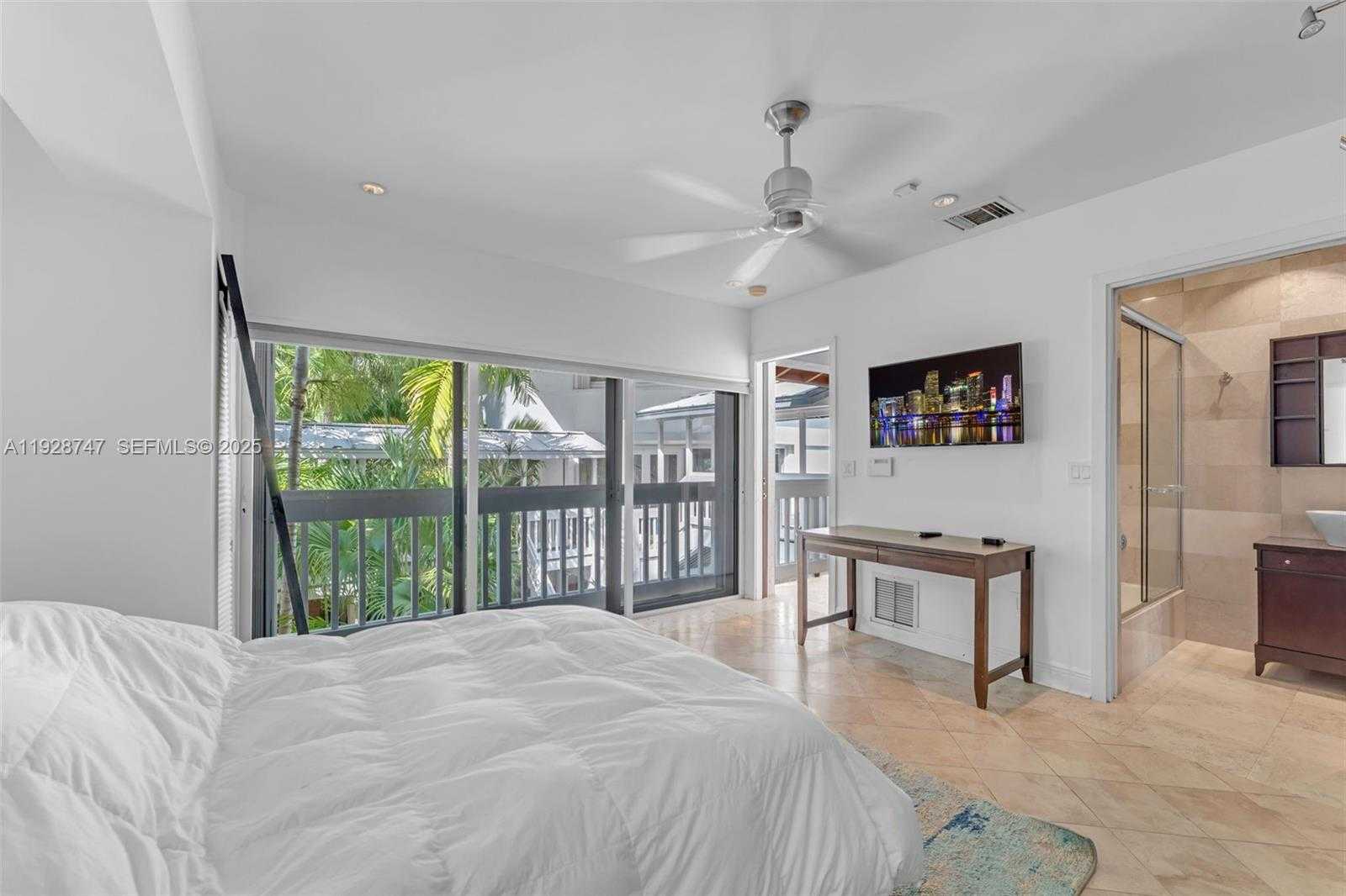 Small Image of 655 NORTH MASHTA DR, Key Biscayne Number 21