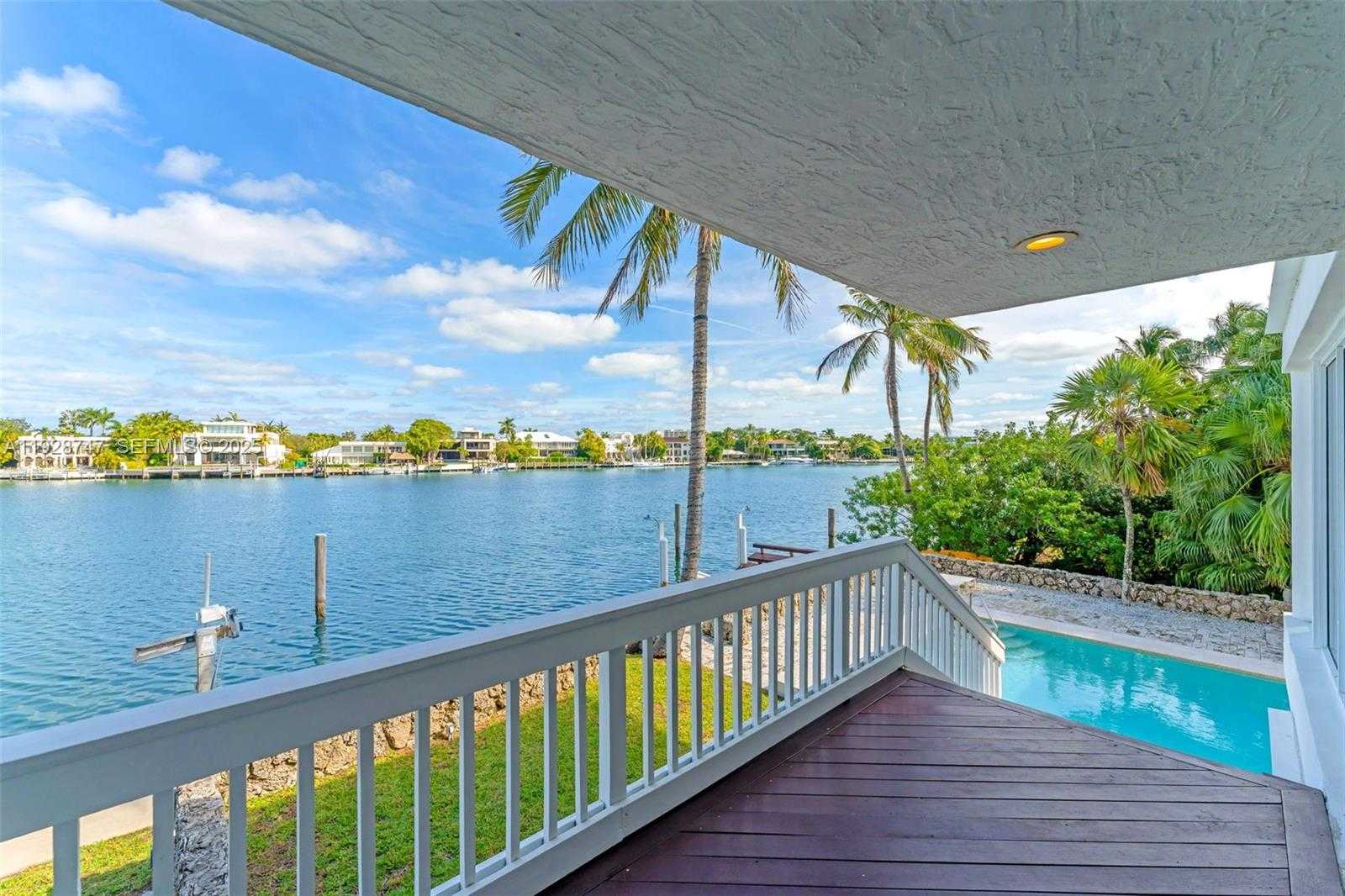 Small Image of 655 NORTH MASHTA DR, Key Biscayne Number 51