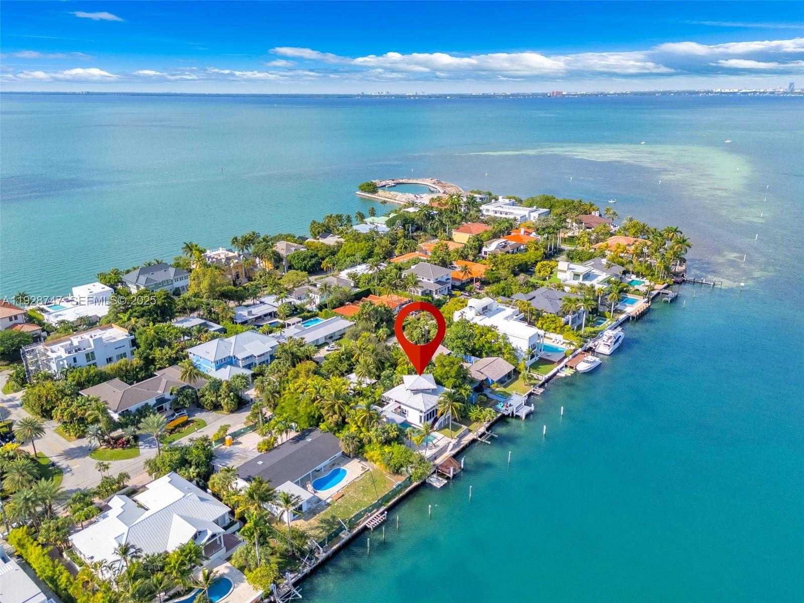 Small Image of 655 NORTH MASHTA DR, Key Biscayne Number 56