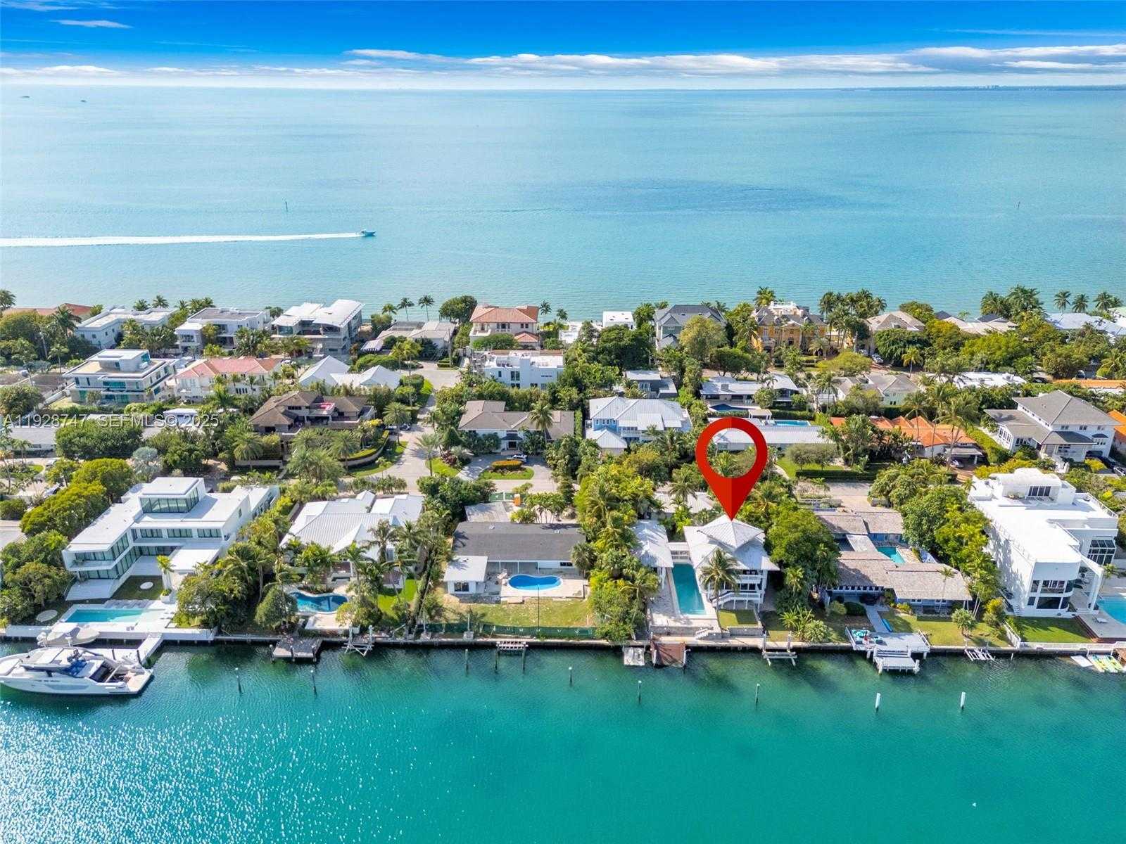 Small Image of 655 NORTH MASHTA DR, Key Biscayne Number 58