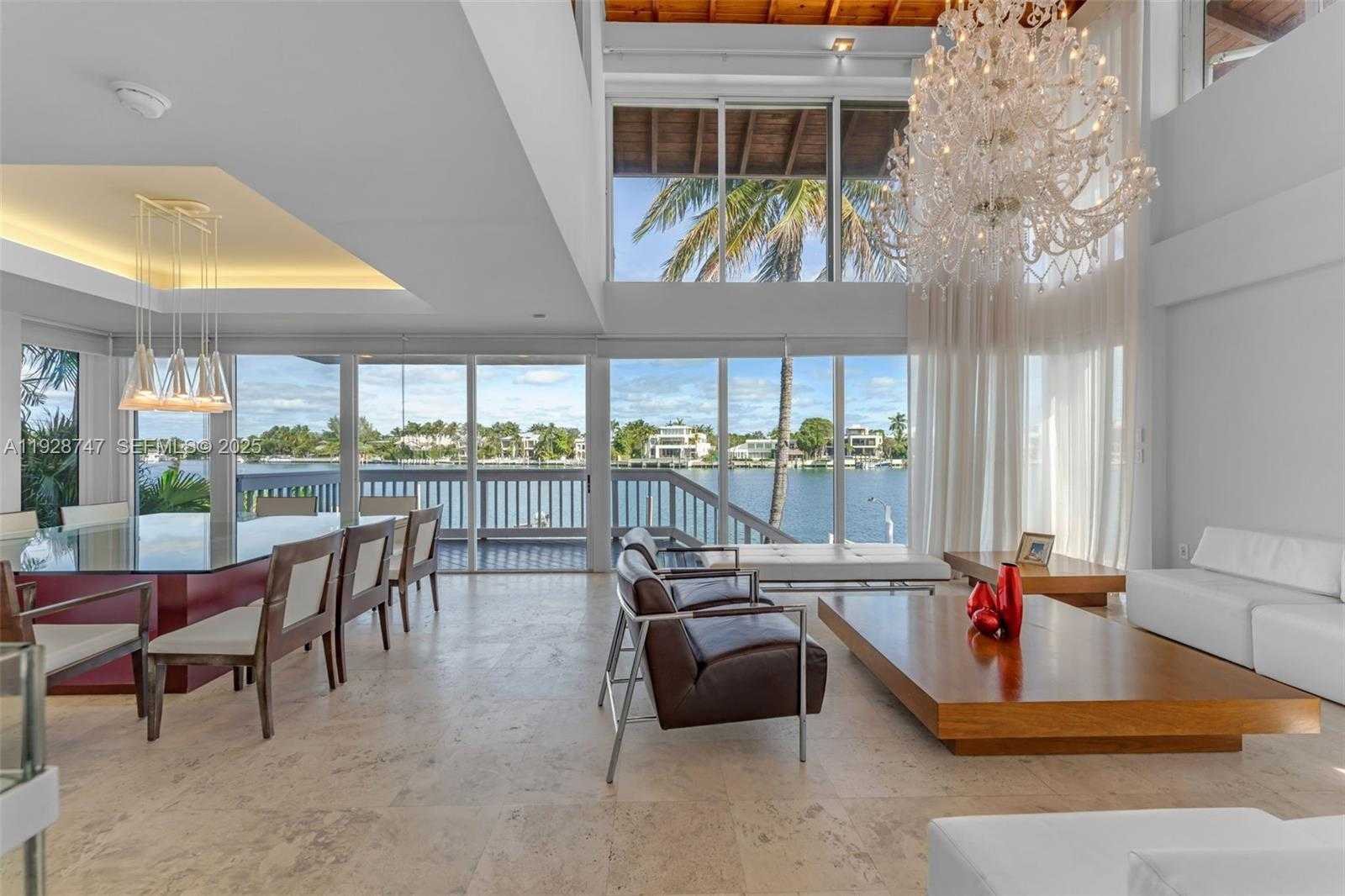 Small Image of 655 NORTH MASHTA DR, Key Biscayne Number 6