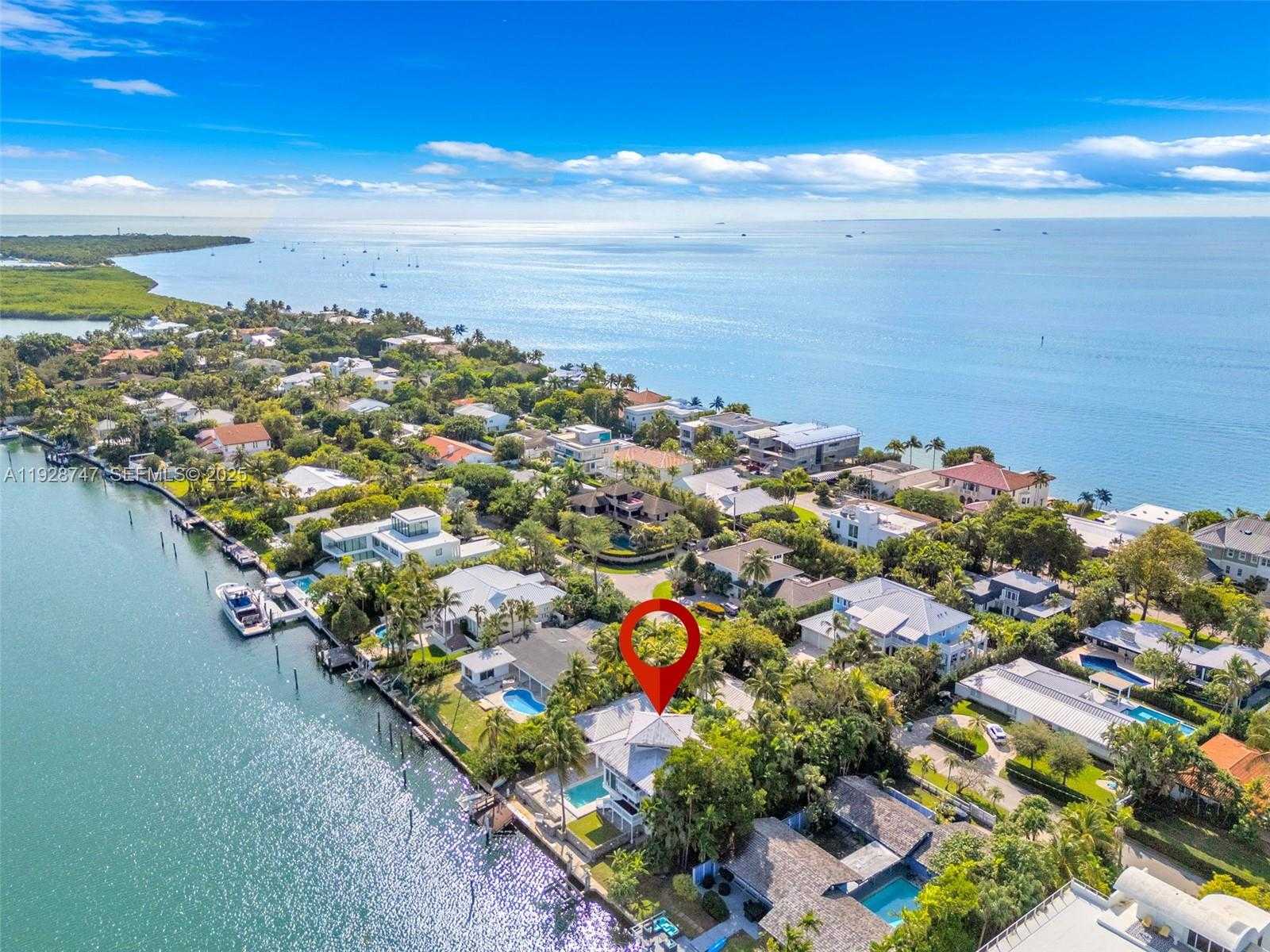 Small Image of 655 NORTH MASHTA DR, Key Biscayne Number 62