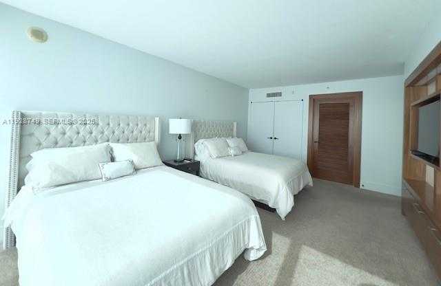 Small Image of 6801 COLLINS AVE #718, Miami Beach Number 15