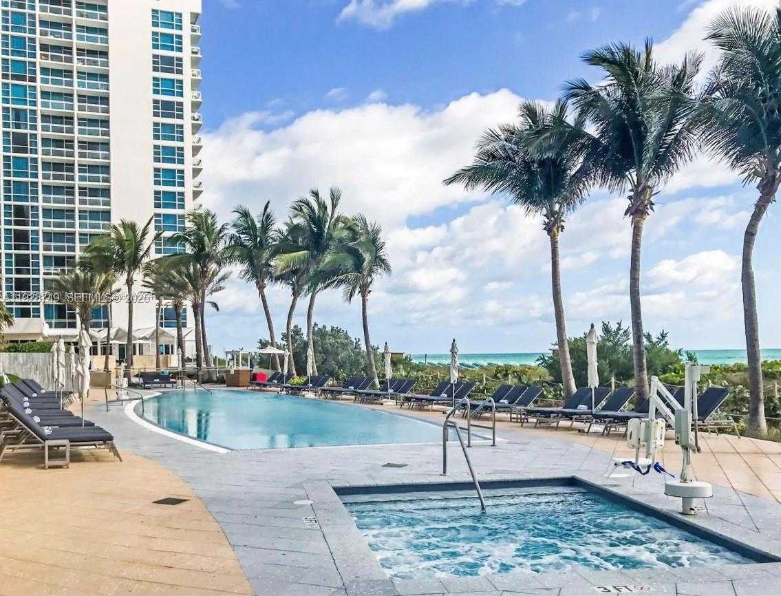 Small Image of 6801 COLLINS AVE #718, Miami Beach Number 20
