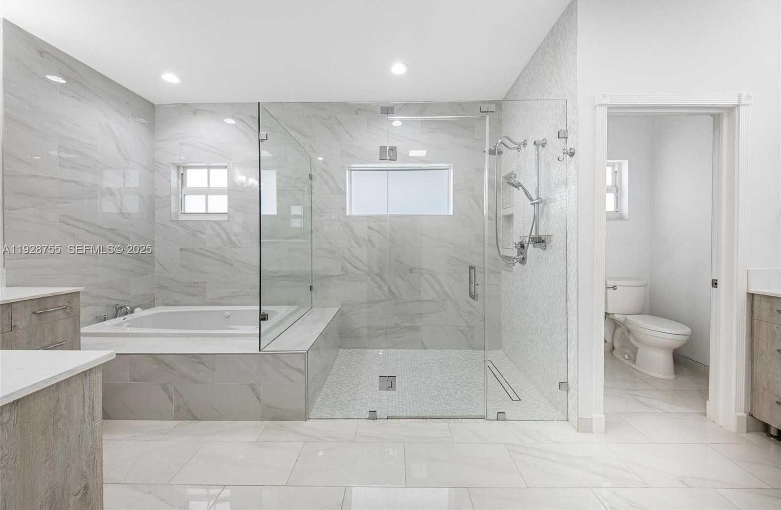 Imagen de Pequeño Objeto