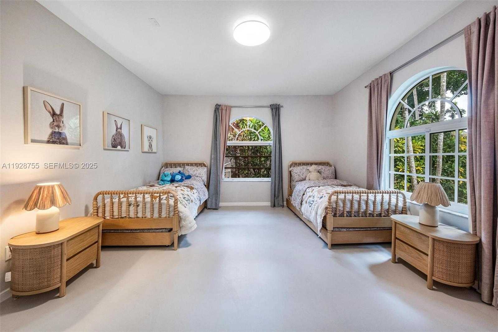 Imagen de Pequeño Objeto