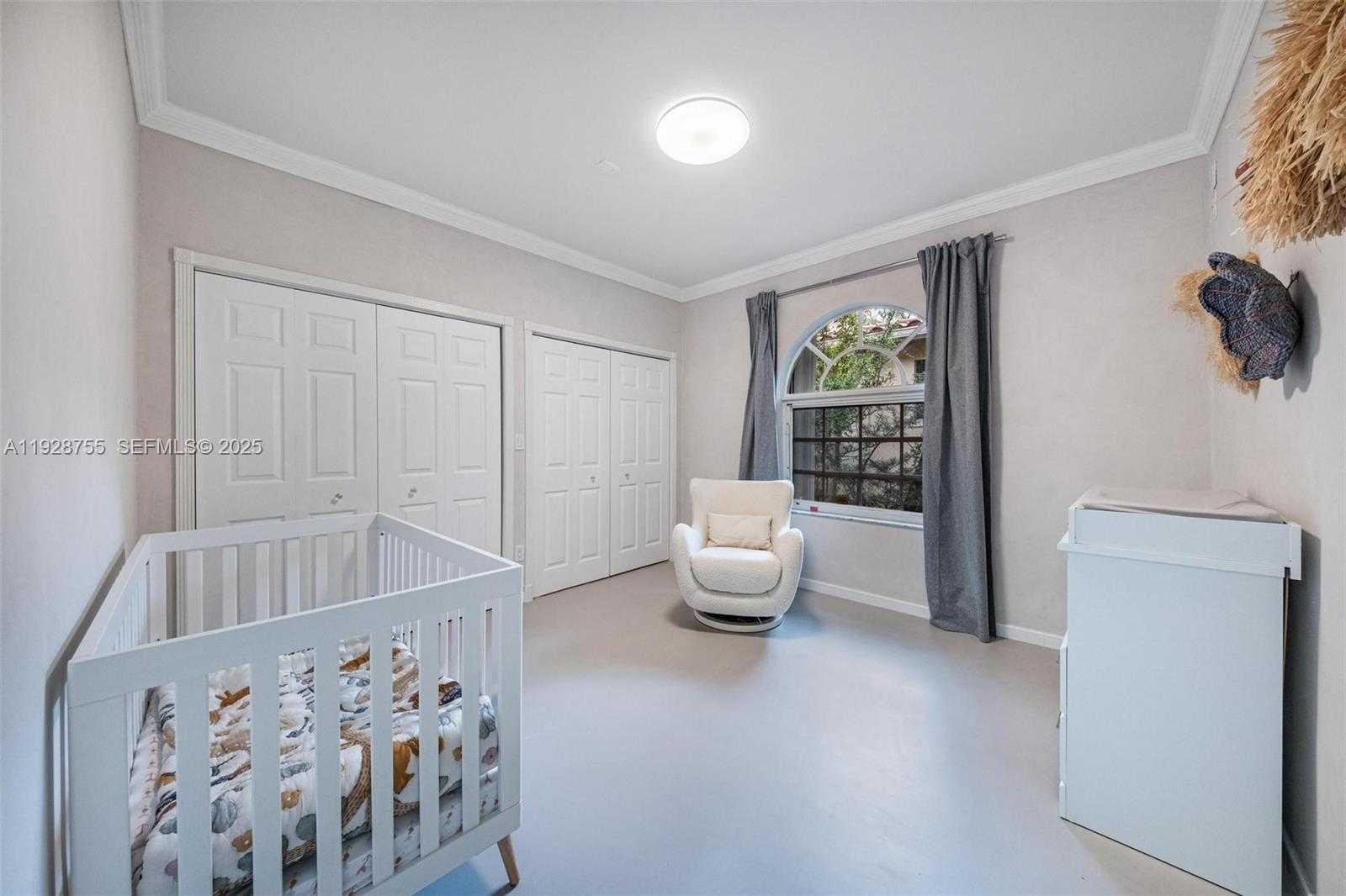 Imagen de Pequeño Objeto