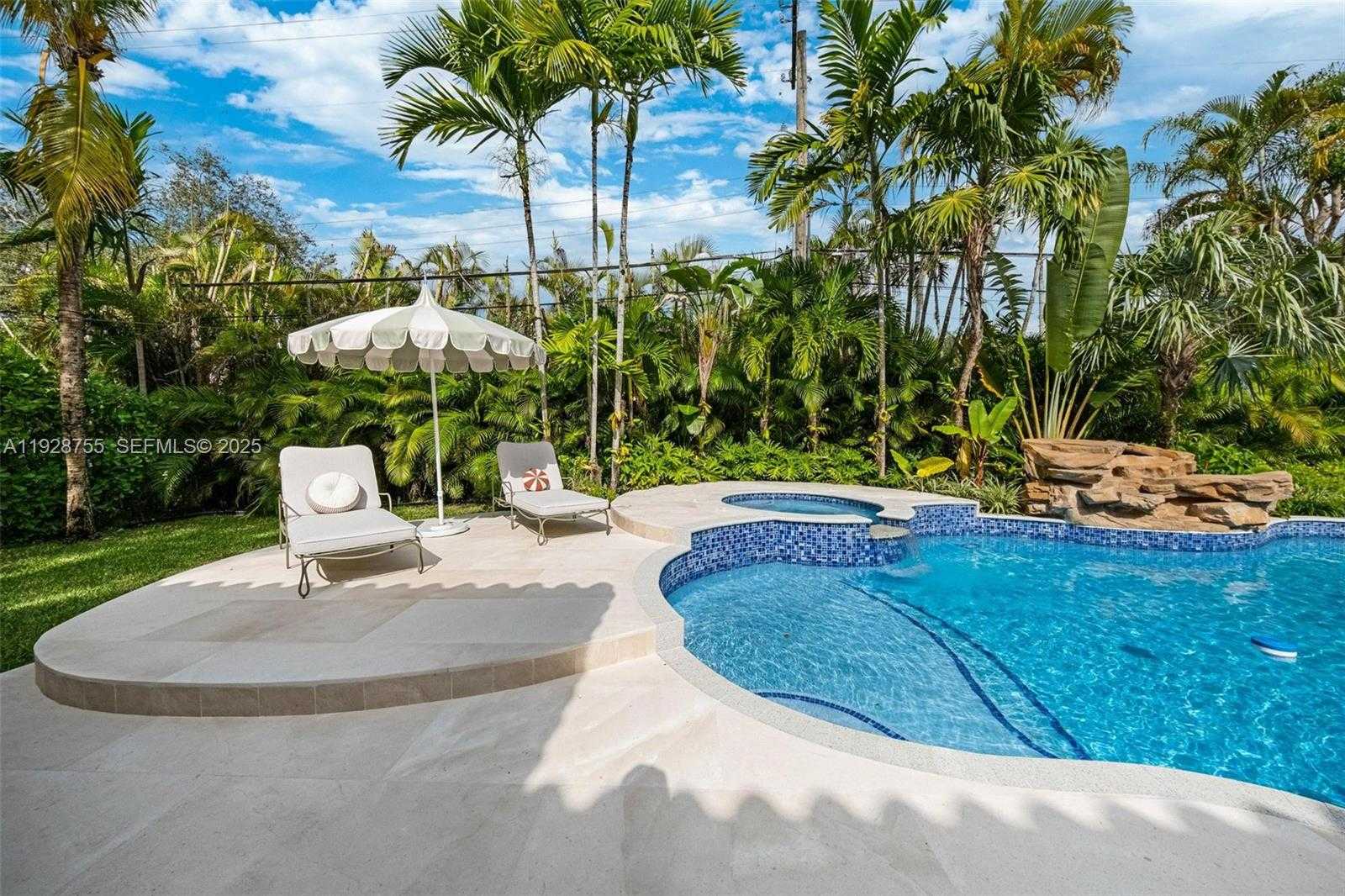 Imagen de Pequeño Objeto