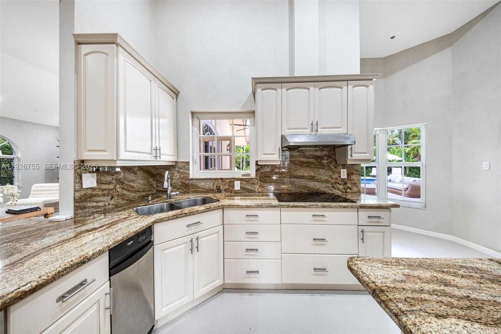 Imagen de Pequeño Objeto