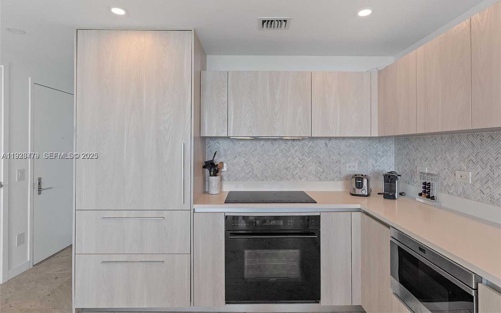 Small Image of 3131 NORTH EAST 7TH AVE #2203, Miami Number 16