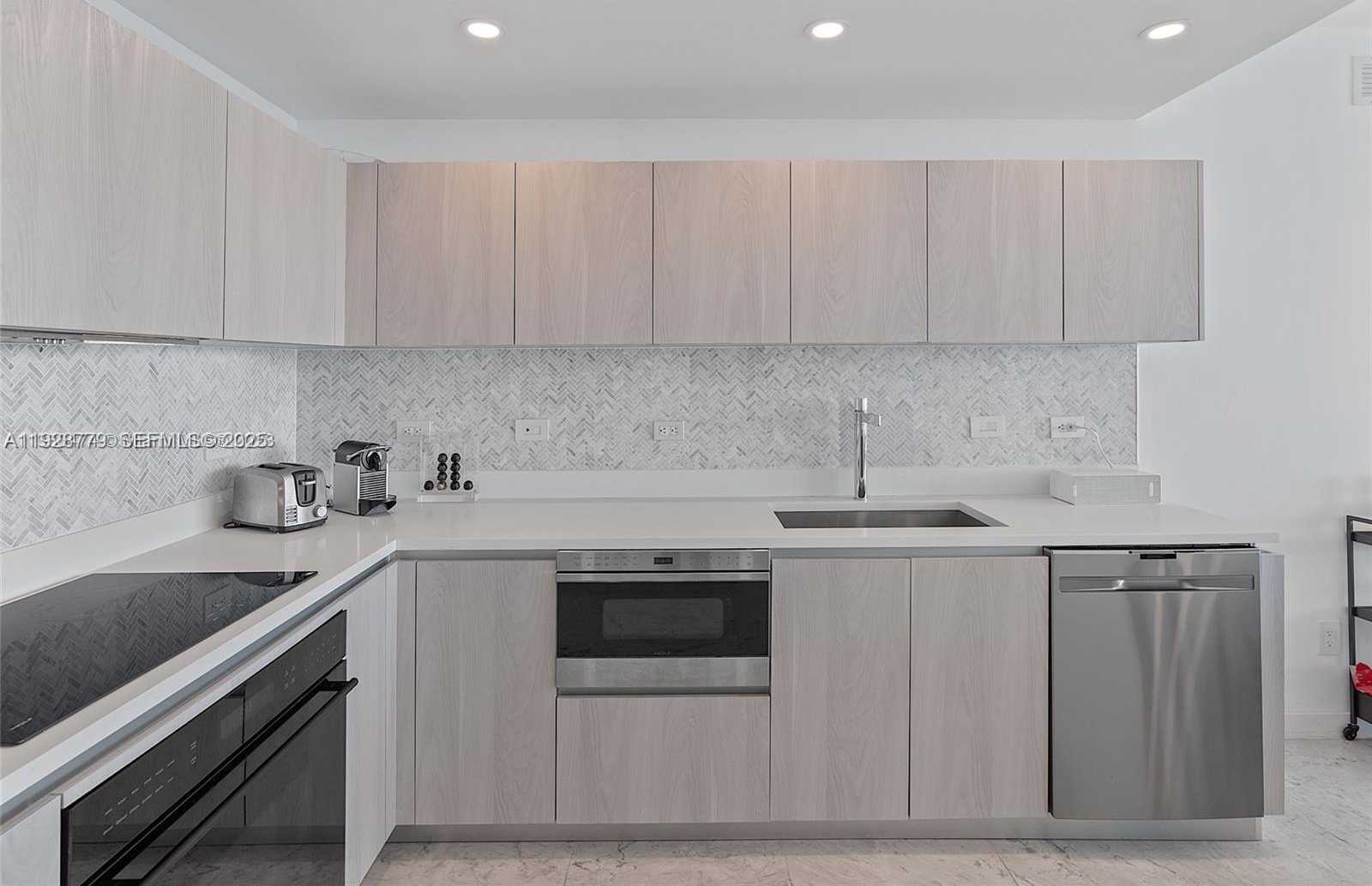 Small Image of 3131 NORTH EAST 7TH AVE #2203, Miami Number 17