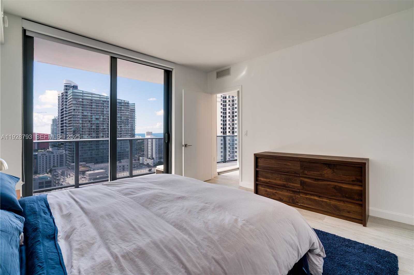 Small Image of 45 SOUTH WEST 9TH ST #2306, Miami Number 13