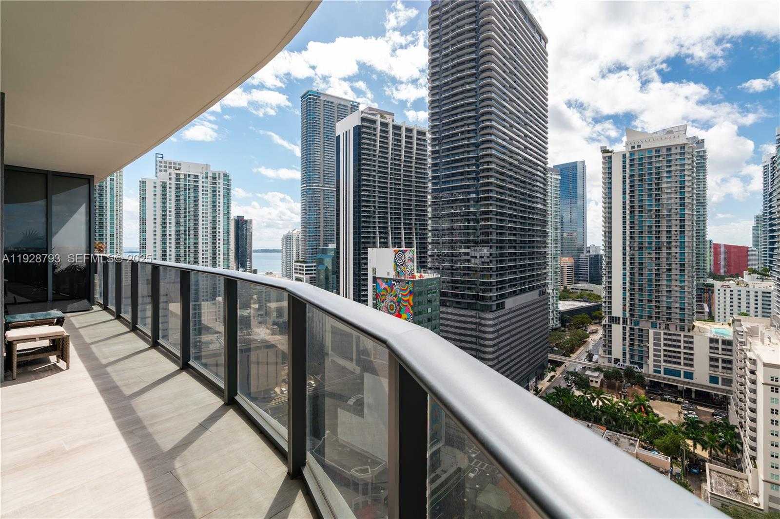 Small Image of 45 SOUTH WEST 9TH ST #2306, Miami Number 8