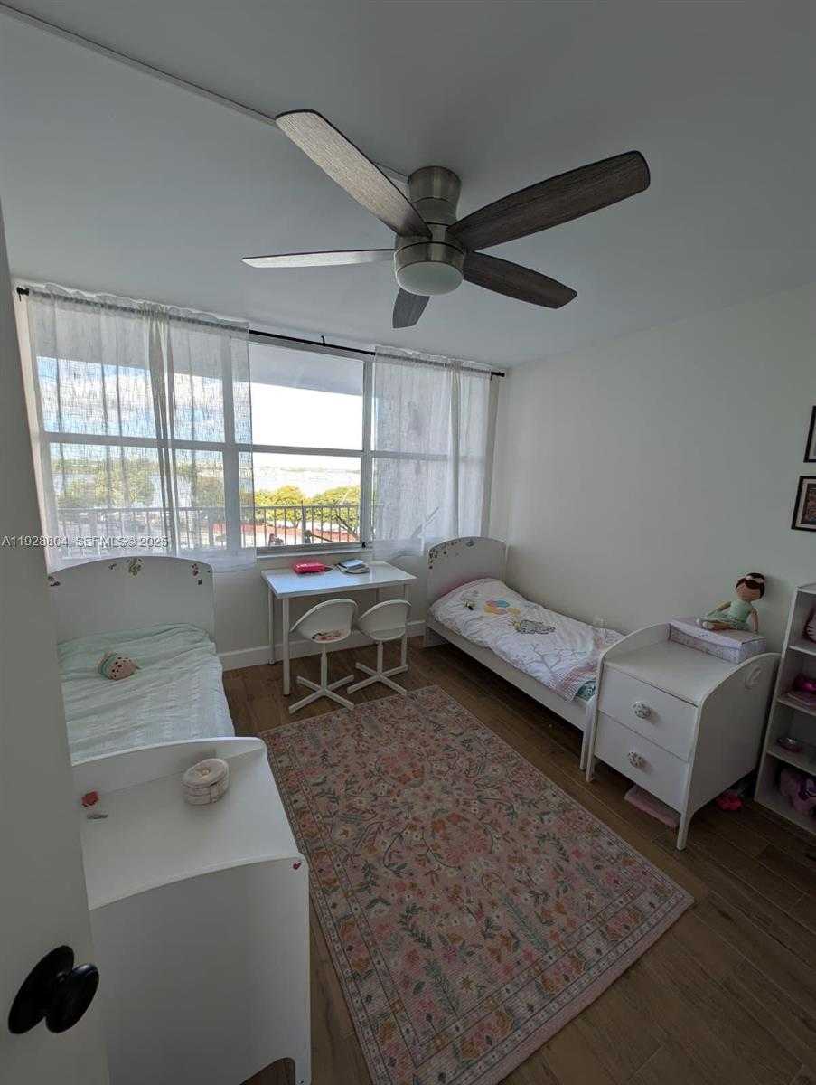 Small Image of 1200 NORTH EAST MIAMI GARDENS DR #708W, Miami Number 9