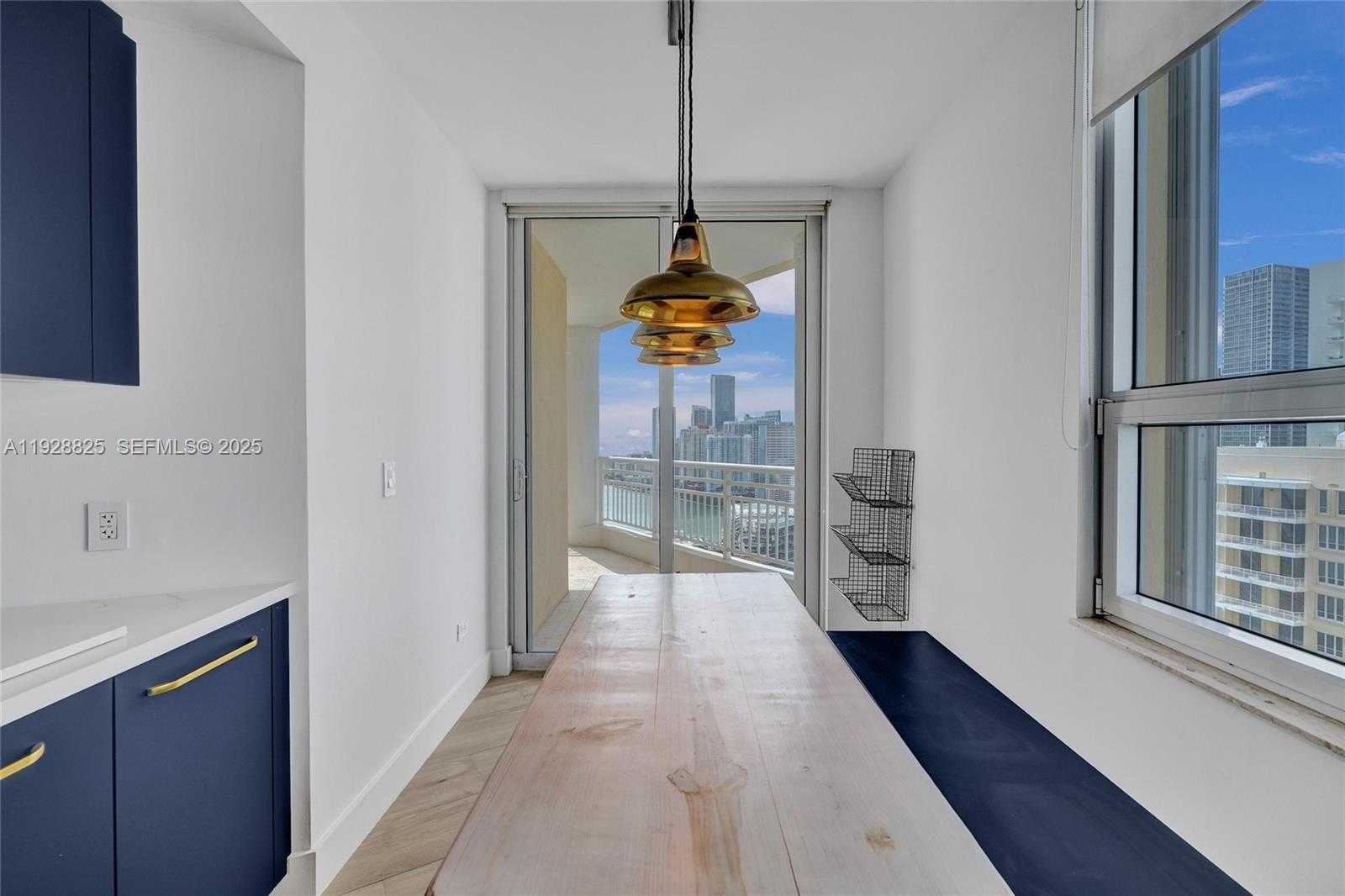 Small Image of 848 BRICKELL KEY DR #3206, Miami Number 23