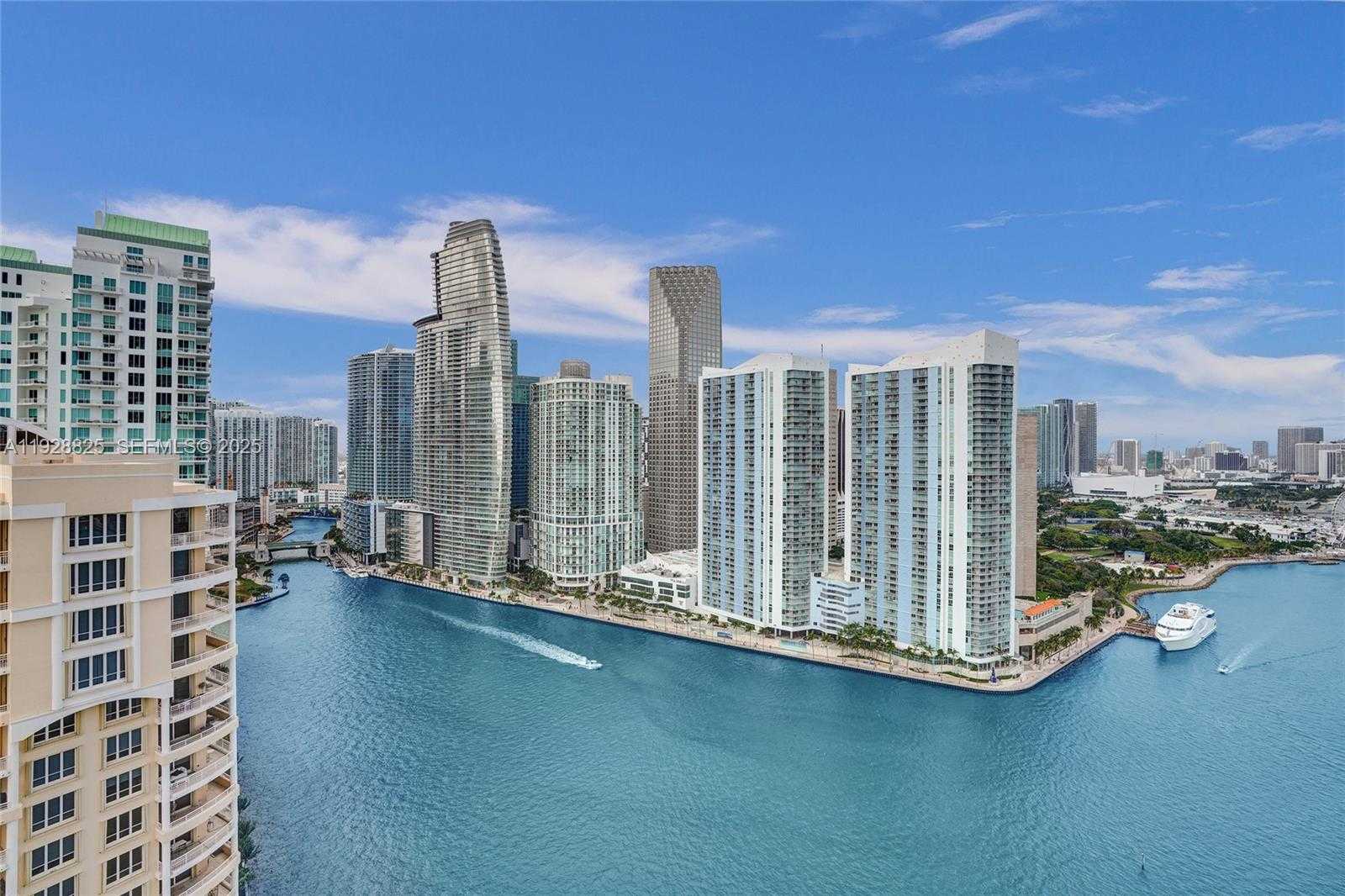 Small Image of 848 BRICKELL KEY DR #3206, Miami Number 6
