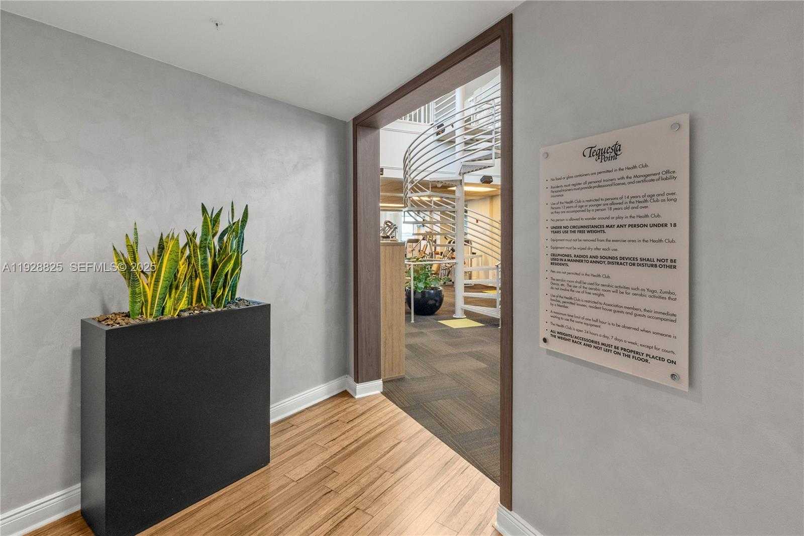 Small Image of 848 BRICKELL KEY DR #3206, Miami Number 72