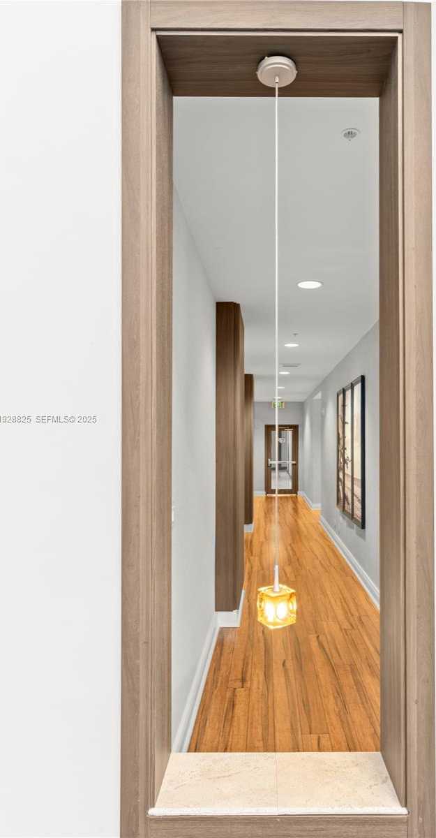 Small Image of 848 BRICKELL KEY DR #3206, Miami Number 73