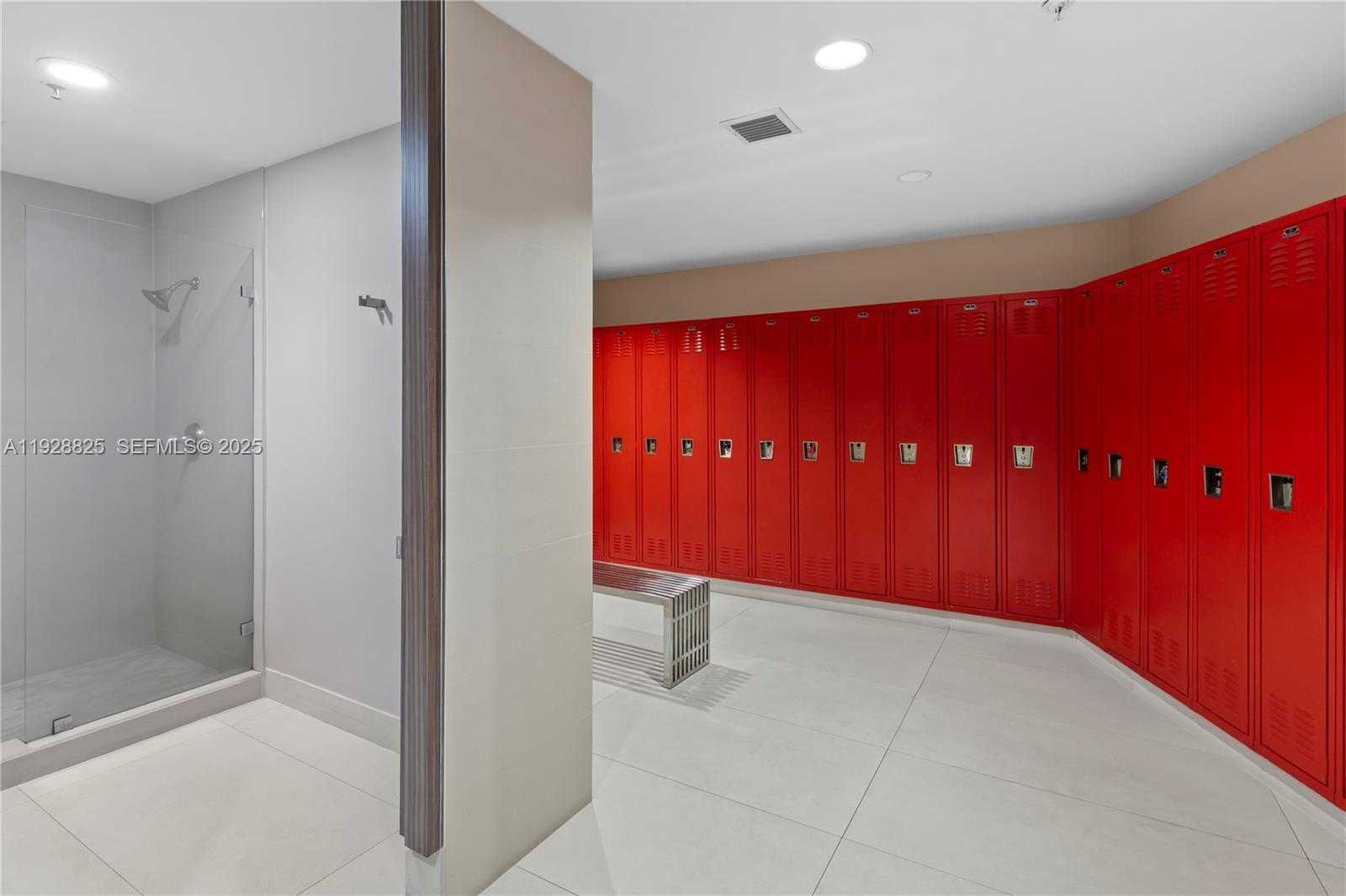 Small Image of 848 BRICKELL KEY DR #3206, Miami Number 74