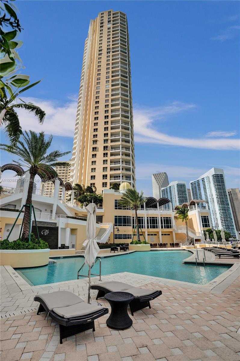 Small Image of 848 BRICKELL KEY DR #3206, Miami Number 83